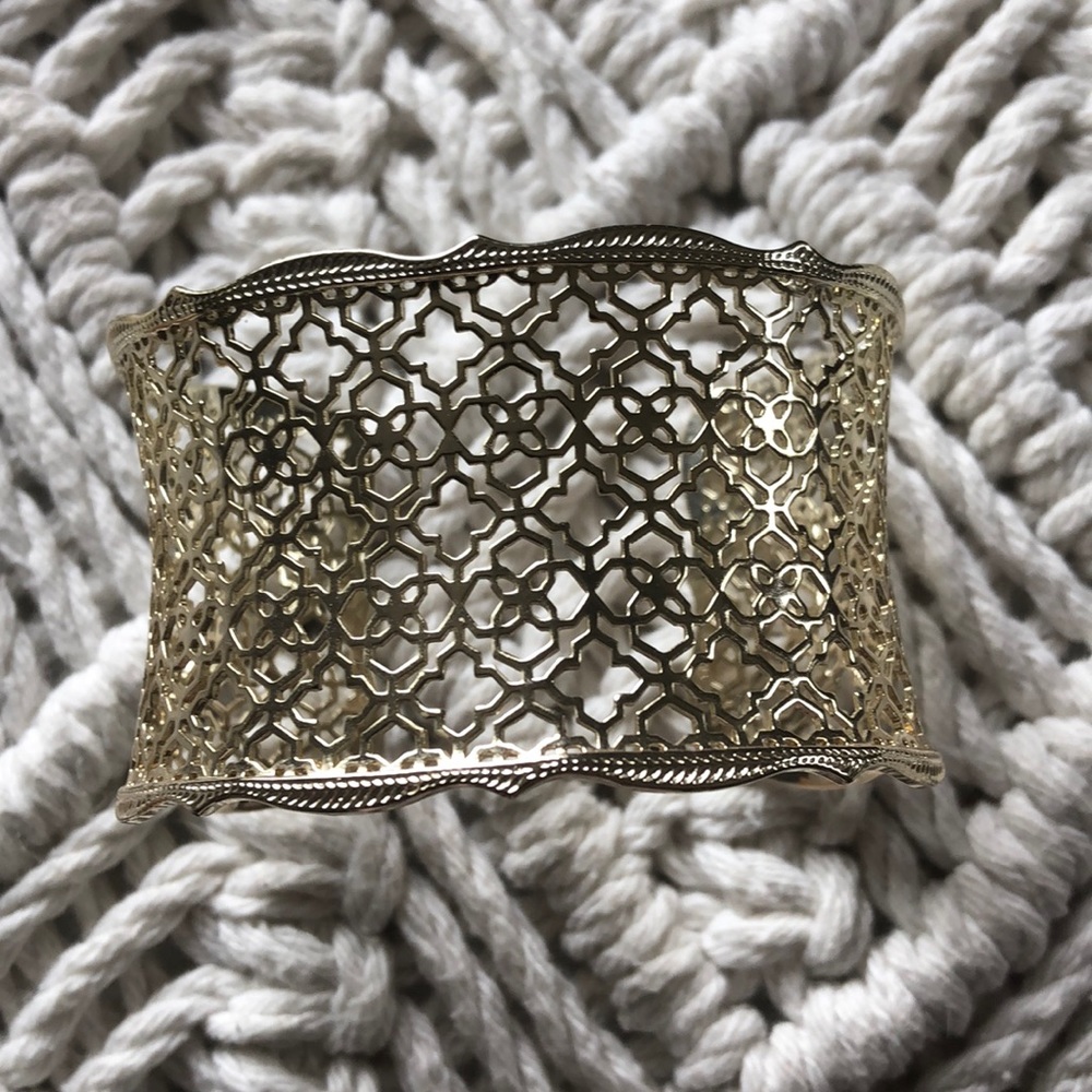 Gold cuff bracket - Picture 2 of 2